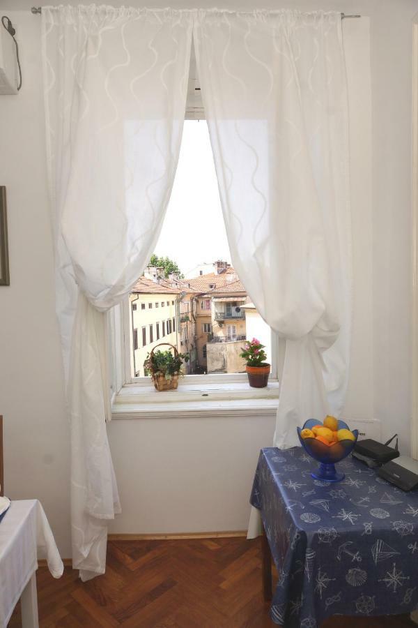 Tia Apartment Рийека Екстериор снимка