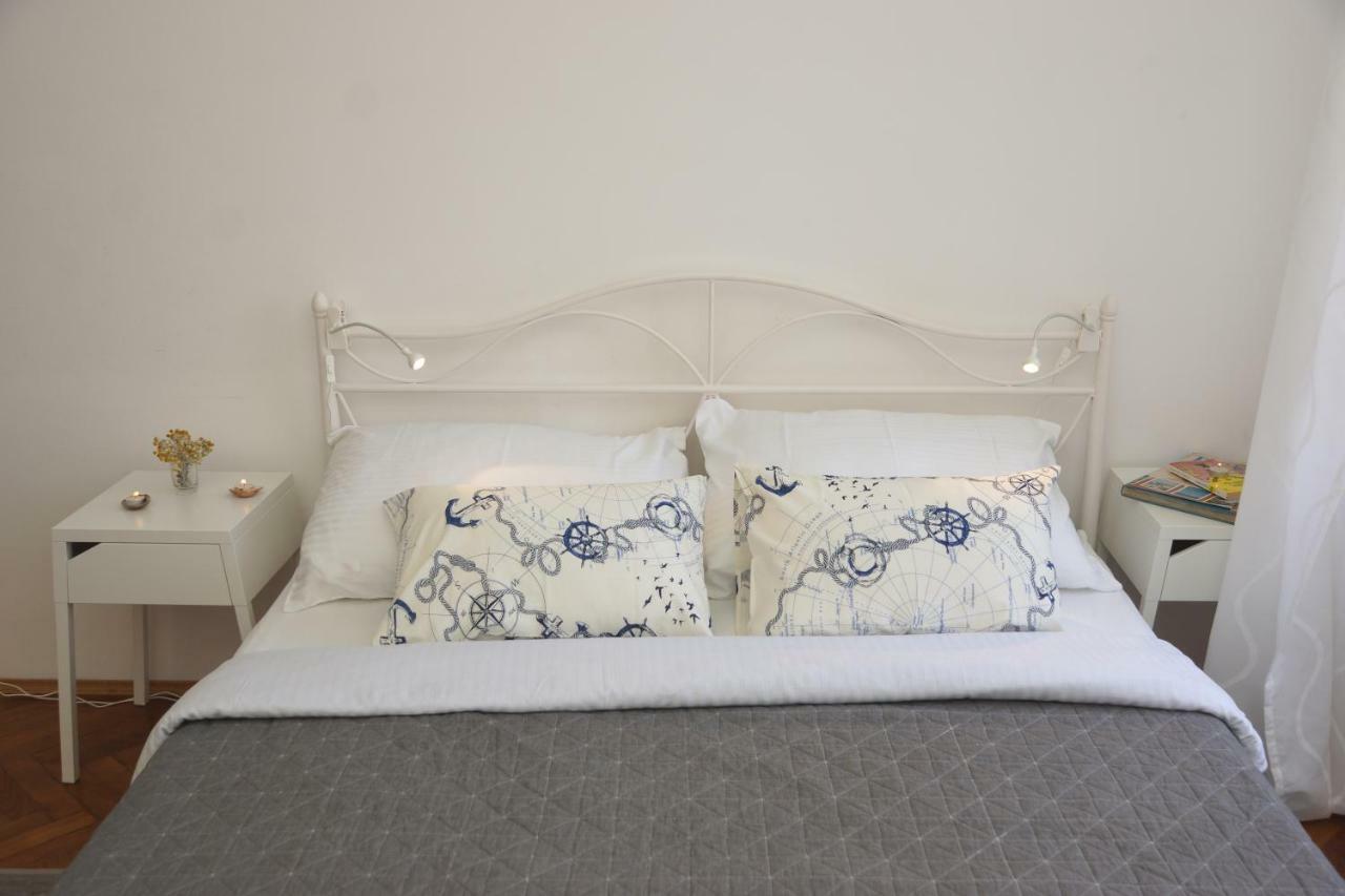 Tia Apartment Рийека Екстериор снимка